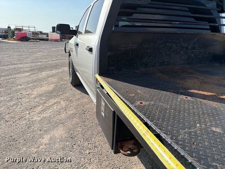 image for item EW8716 2012 Dodge Ram 2500 Crew Cab flatbed pickup truck