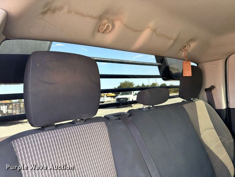 image for item EW8716 2012 Dodge Ram 2500 Crew Cab flatbed pickup truck