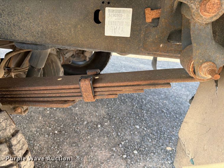 image for item EW8716 2012 Dodge Ram 2500 Crew Cab flatbed pickup truck