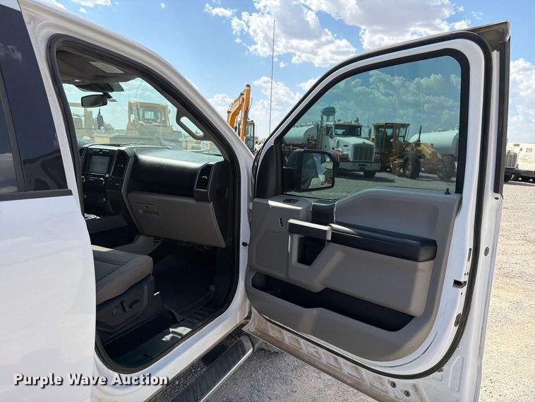 image for item EW8719 2019 Ford F150 Crew Cab pickup truck