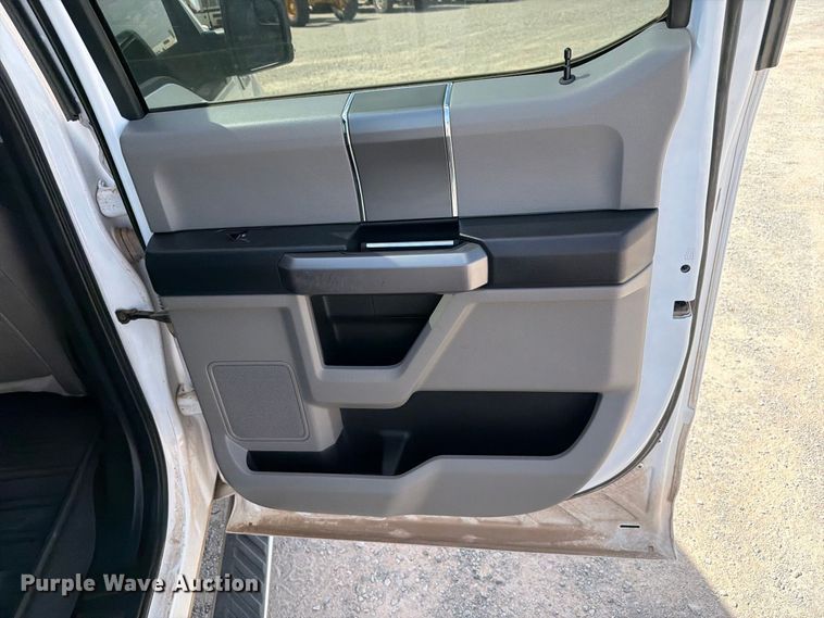 image for item EW8719 2019 Ford F150 Crew Cab pickup truck