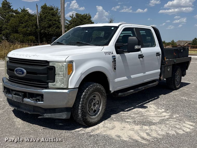 2017 Ford F250 Super Duty Crew Cab flatbed pickup truck