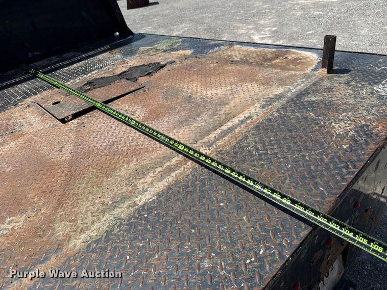 image for item EW8723 2019 Ford F250 Super Duty Crew Cab flatbed pickup truck