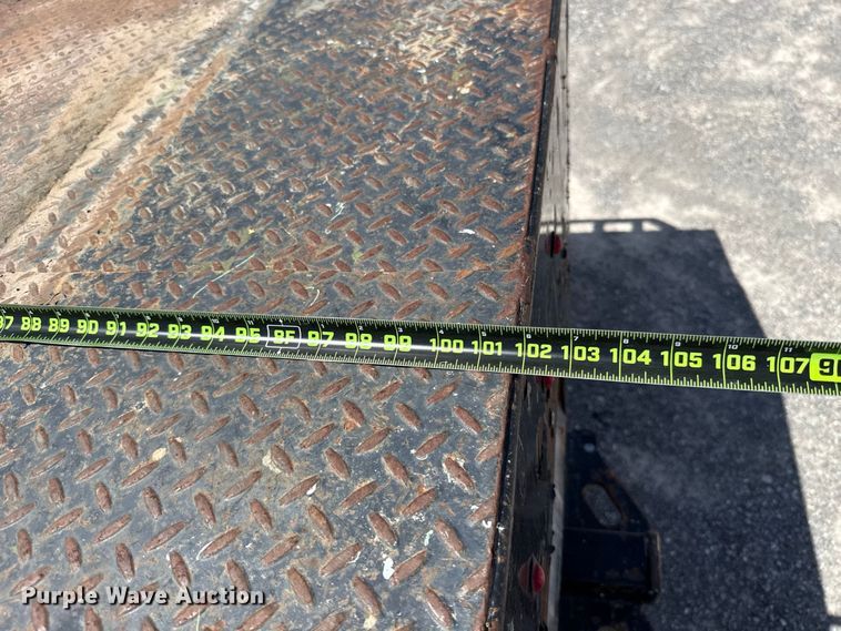 image for item EW8723 2019 Ford F250 Super Duty Crew Cab flatbed pickup truck