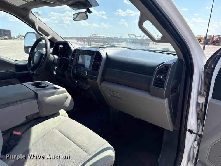 image for item EW8725 2021 Ford F250 Super Duty Crew Cab pickup truck