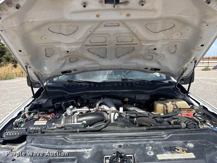 image for item EW8725 2021 Ford F250 Super Duty Crew Cab pickup truck