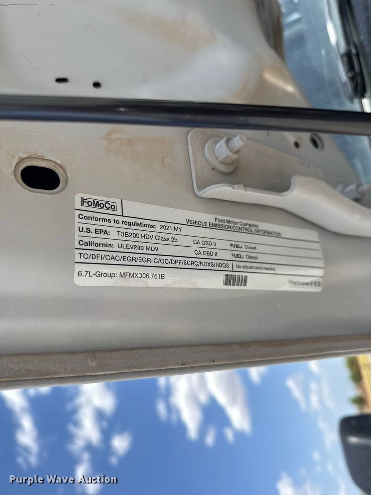 image for item EW8725 2021 Ford F250 Super Duty Crew Cab pickup truck
