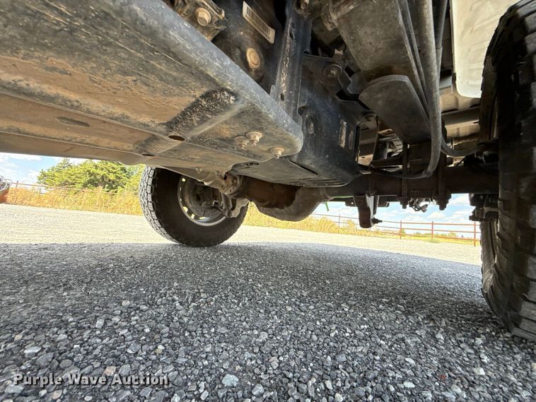 image for item EW8725 2021 Ford F250 Super Duty Crew Cab pickup truck