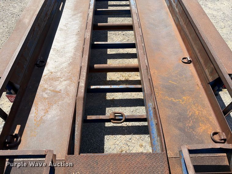 image for item EW8729 2005 Belshe equipment trailer