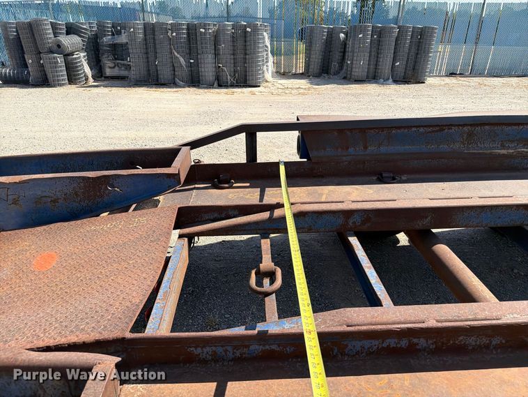 image for item EW8729 2005 Belshe equipment trailer