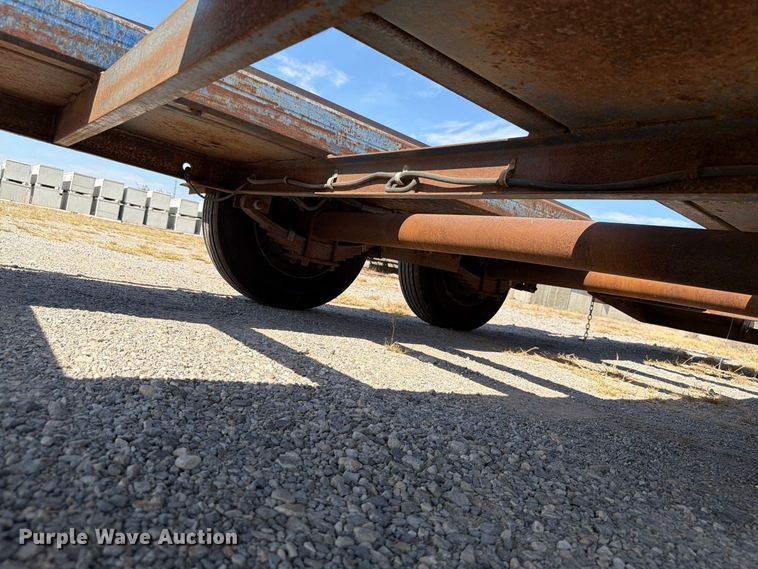 image for item EW8729 2005 Belshe equipment trailer