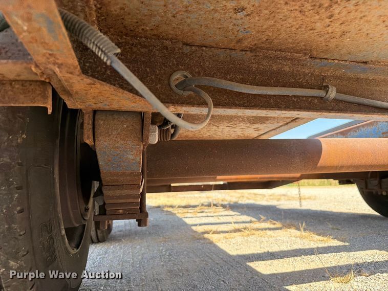 image for item EW8729 2005 Belshe equipment trailer