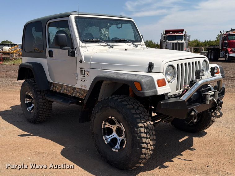 image for item EW8747 1998 Jeep Wrangler SUV
