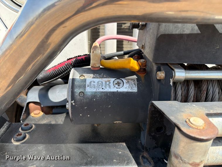 image for item EW8747 1998 Jeep Wrangler SUV