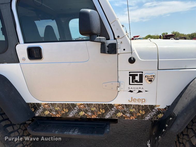 image for item EW8747 1998 Jeep Wrangler SUV