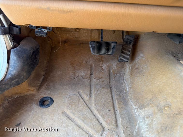 image for item EW8747 1998 Jeep Wrangler SUV