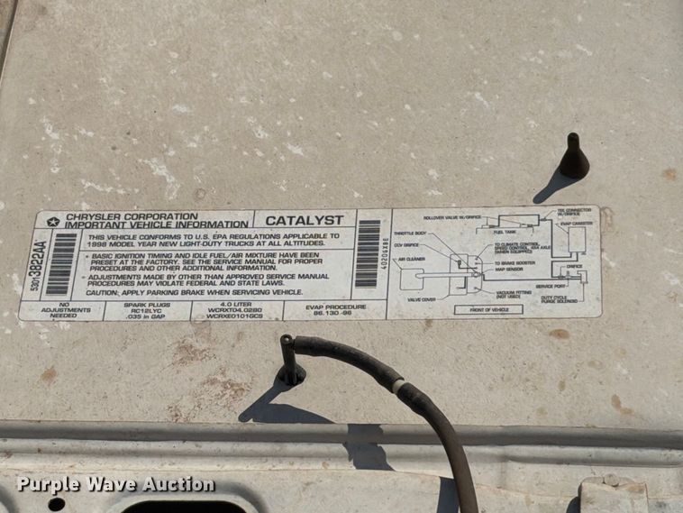 image for item EW8747 1998 Jeep Wrangler SUV