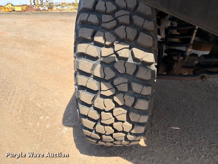 image for item EW8747 1998 Jeep Wrangler SUV