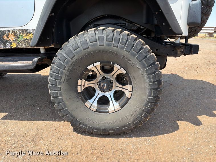 image for item EW8747 1998 Jeep Wrangler SUV
