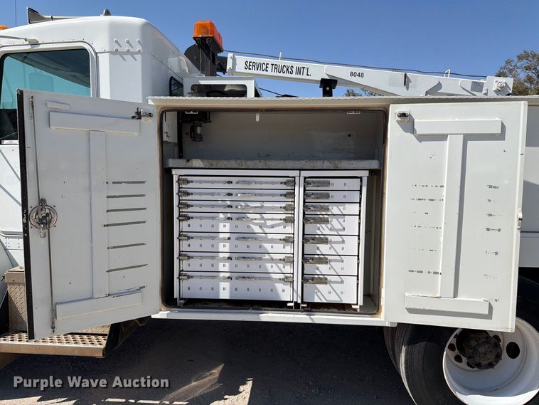 image for item EW8811 2003 Kenworth T300 utility / service truck