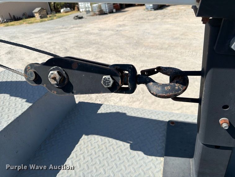 image for item EW8811 2003 Kenworth T300 utility / service truck