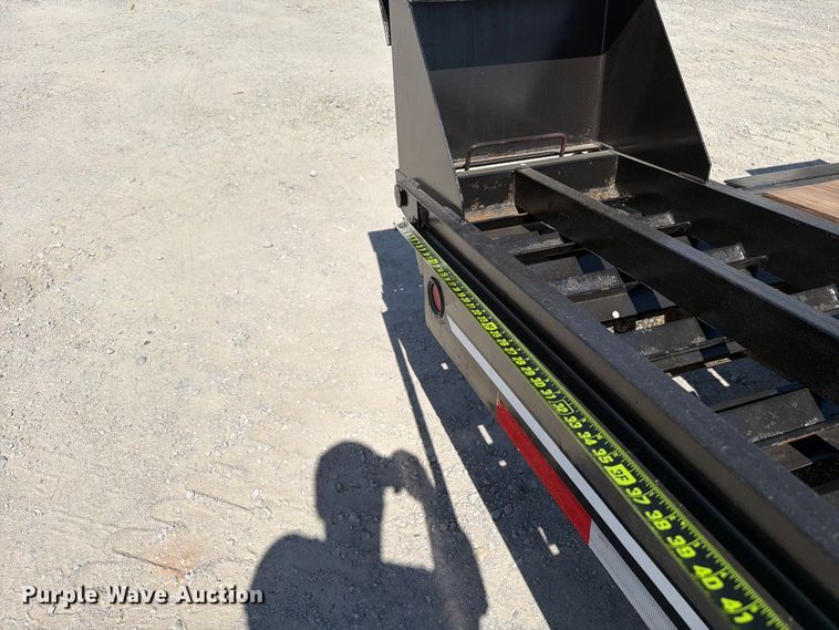 image for item EW8814 2009 Interstate 20DT equipment trailer