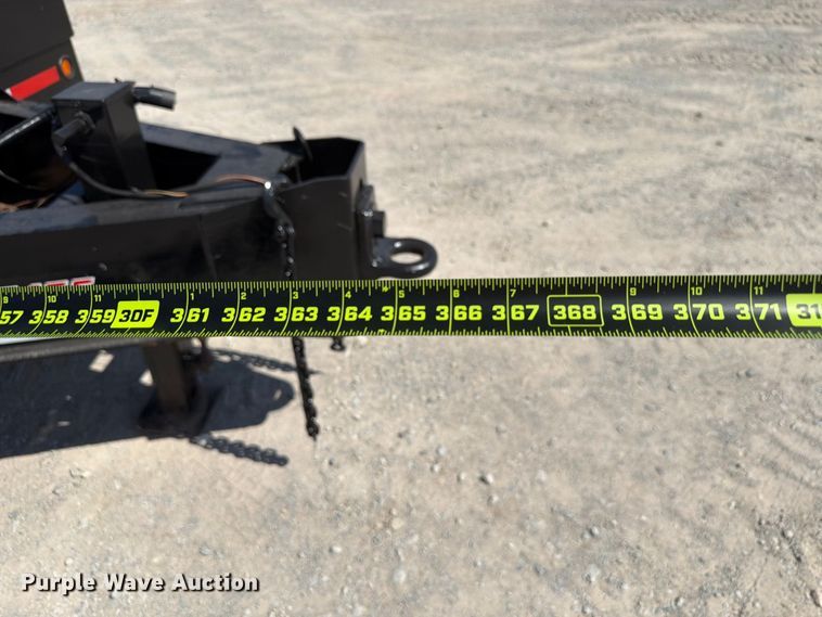image for item EW8814 2009 Interstate 20DT equipment trailer
