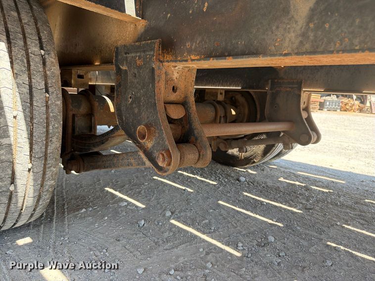 image for item EW8814 2009 Interstate 20DT equipment trailer