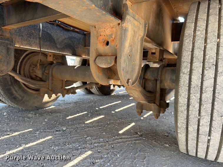 image for item EW8814 2009 Interstate 20DT equipment trailer