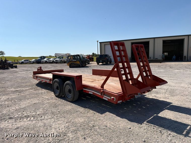 image for item EW8821 2001 Interstate equipment trailer
