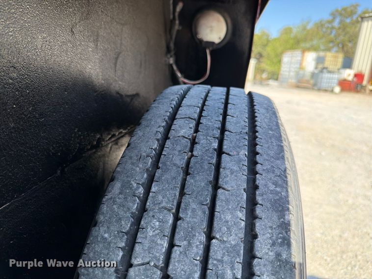 image for item EW8821 2001 Interstate equipment trailer