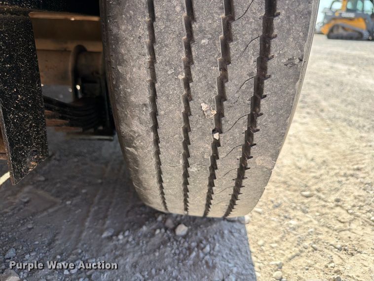 image for item EW8821 2001 Interstate equipment trailer