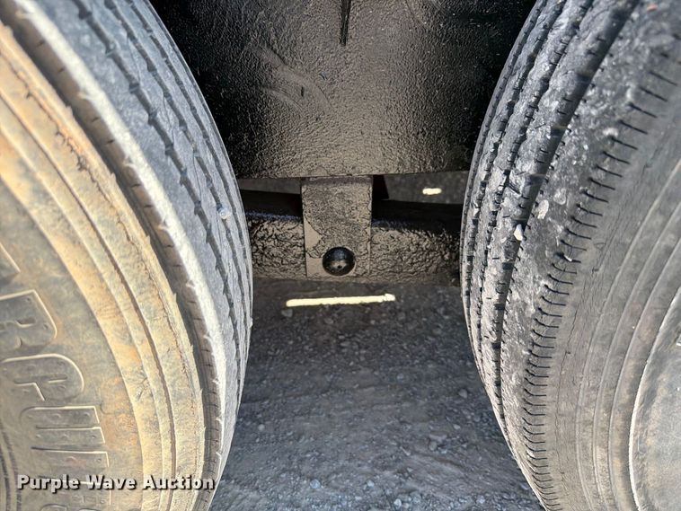 image for item EW8821 2001 Interstate equipment trailer
