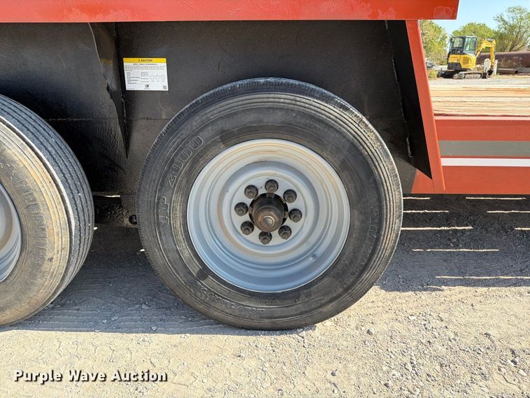 image for item EW8821 2001 Interstate equipment trailer