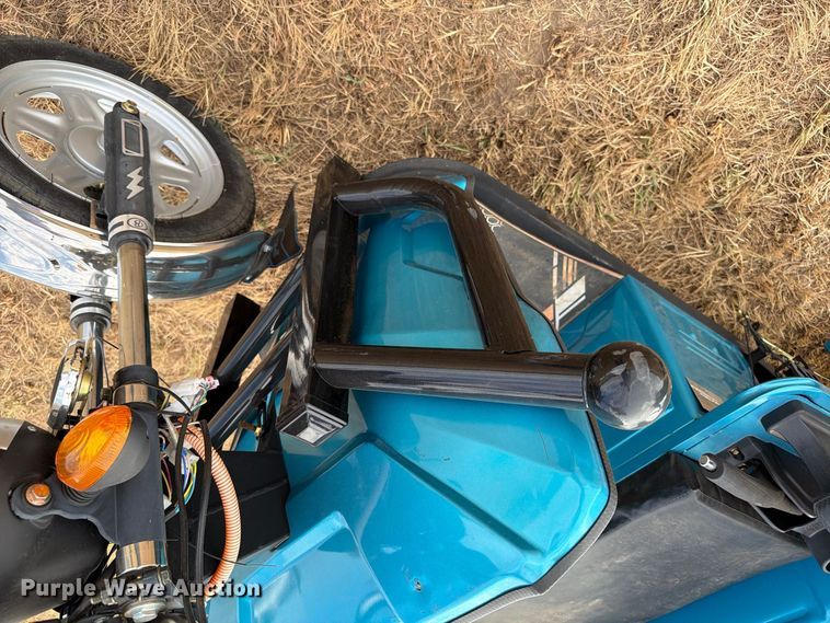 image for item EW8873 IR IRET13 electric tricycle  