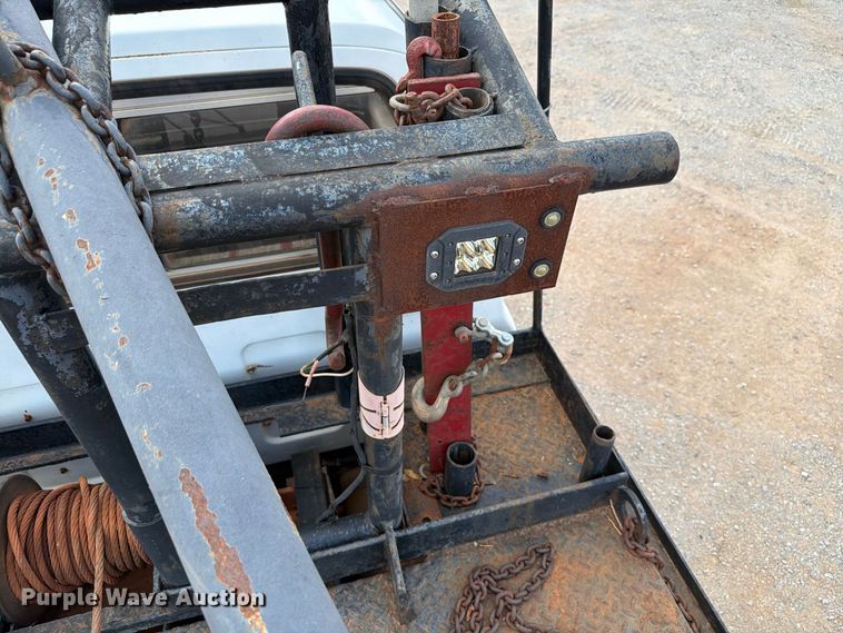 image for item EW8891 1986 GMC Sierra 3500 winch truck