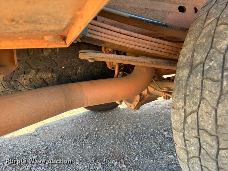 image for item EW8892 2010 Chevrolet Silverado 2500HD utility bed pickup truck