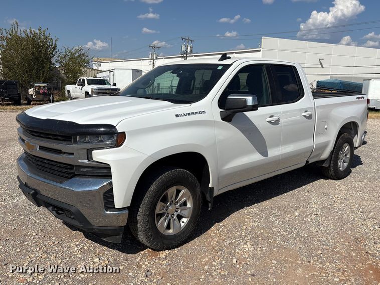 2020 Chevrolet Silverado 1500 Ext. Cab pickup truck
