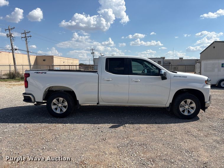 image for item EX0037 2020 Chevrolet Silverado 1500 Ext. Cab pickup truck