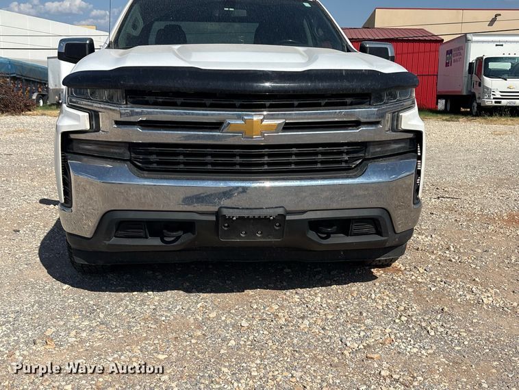 image for item EX0037 2020 Chevrolet Silverado 1500 Ext. Cab pickup truck
