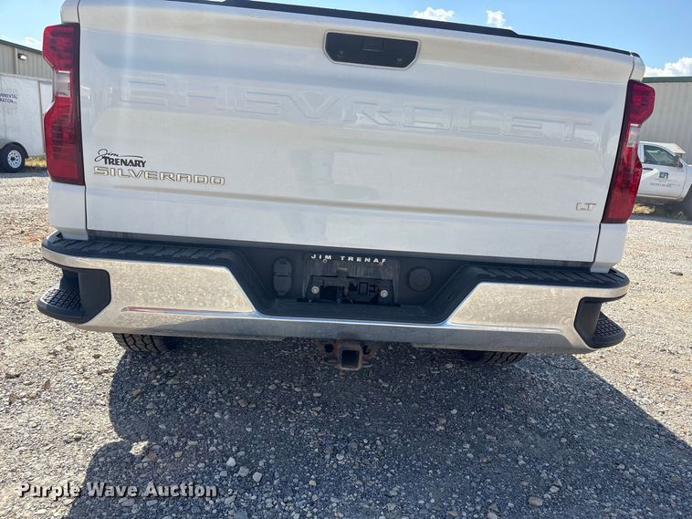 image for item EX0037 2020 Chevrolet Silverado 1500 Ext. Cab pickup truck