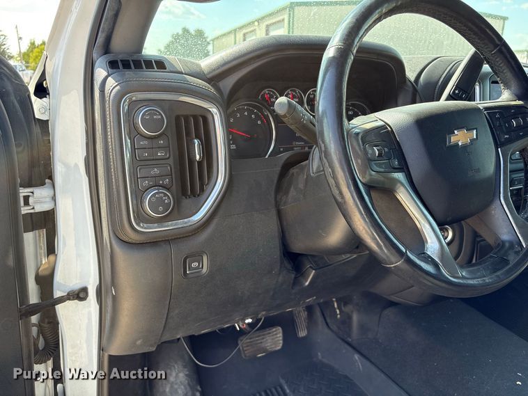 image for item EX0037 2020 Chevrolet Silverado 1500 Ext. Cab pickup truck