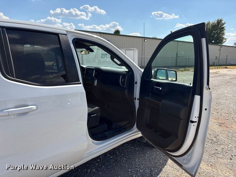 image for item EX0037 2020 Chevrolet Silverado 1500 Ext. Cab pickup truck