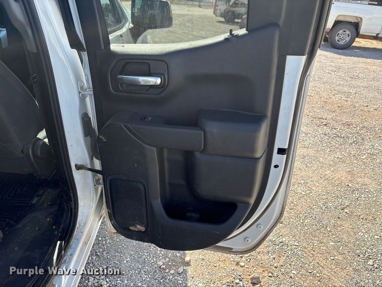 image for item EX0037 2020 Chevrolet Silverado 1500 Ext. Cab pickup truck