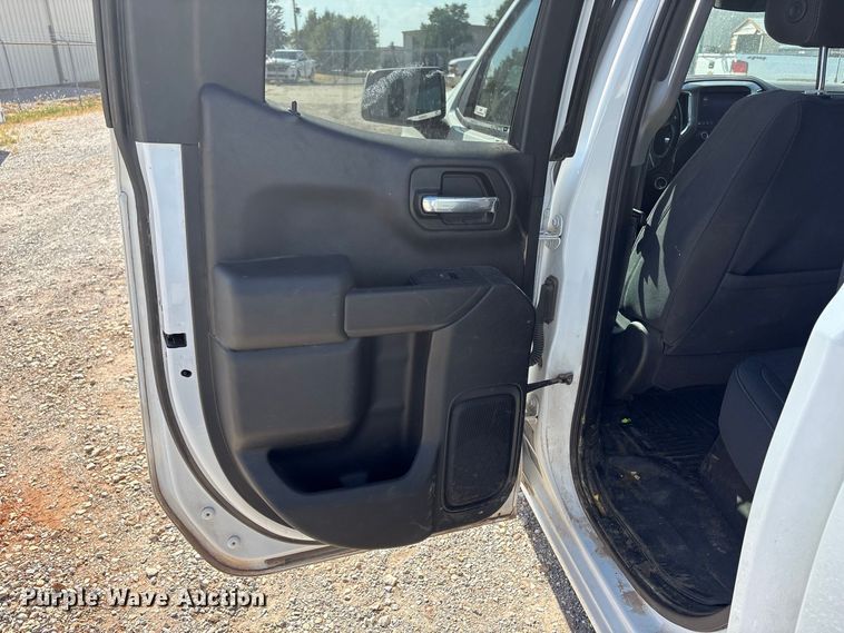 image for item EX0037 2020 Chevrolet Silverado 1500 Ext. Cab pickup truck