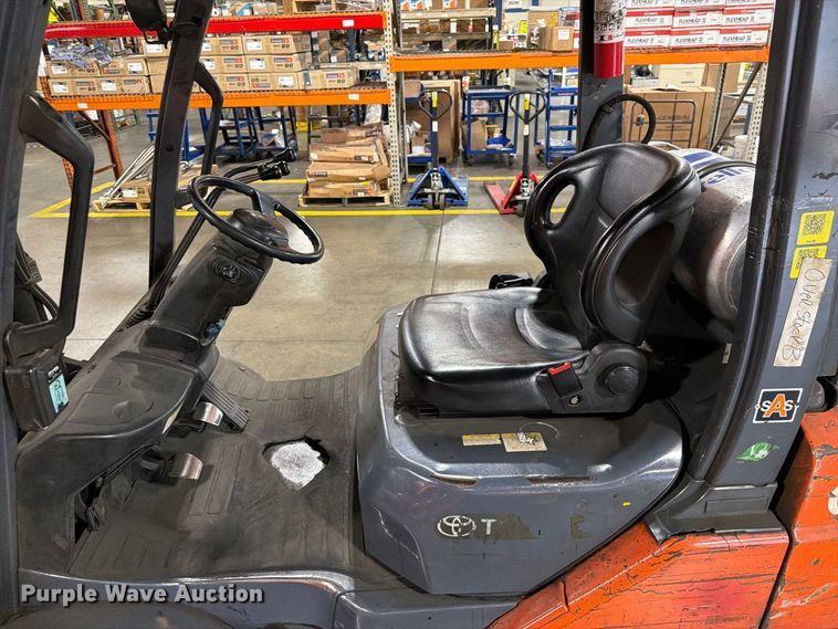 image for item EX0507 2020 Toyota 8FGU32 forklift