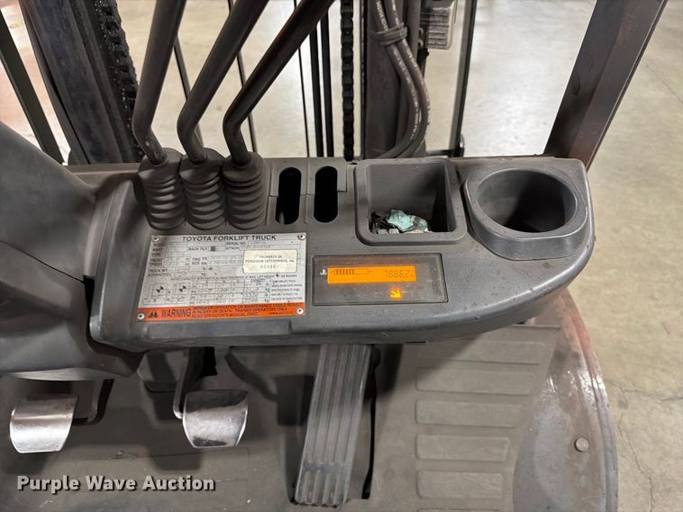 image for item EX0507 2020 Toyota 8FGU32 forklift