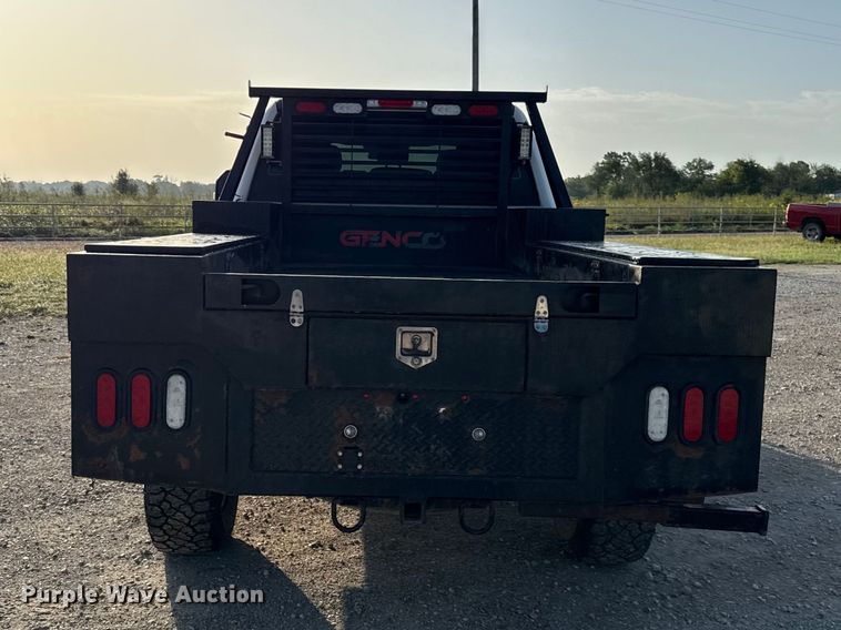 image for item EX2230 2019 Ford F250 Super Duty Crew Cab flatbed pickup truck