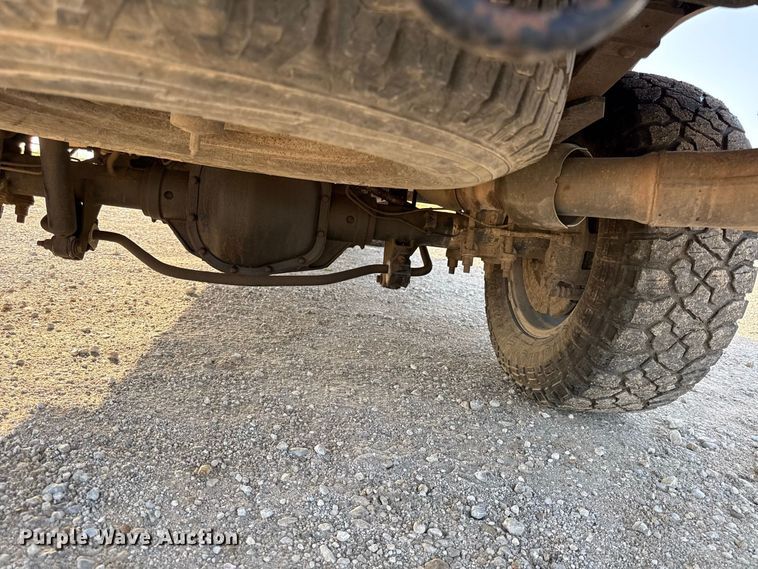 image for item EX2230 2019 Ford F250 Super Duty Crew Cab flatbed pickup truck
