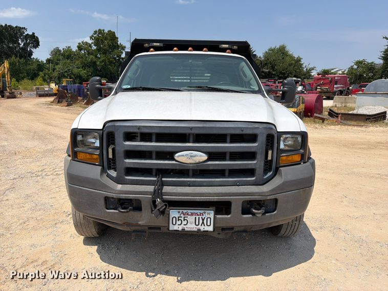 image for item EX2585 2007 Ford F450 Super Duty dump truck